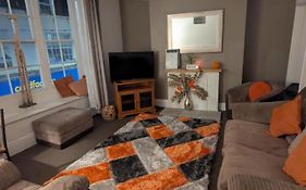 Gigi'S Place